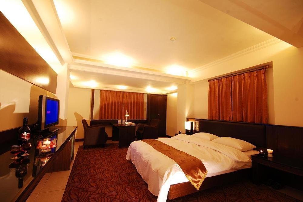 The Enterpriser Hotel Taichung Dış mekan fotoğraf