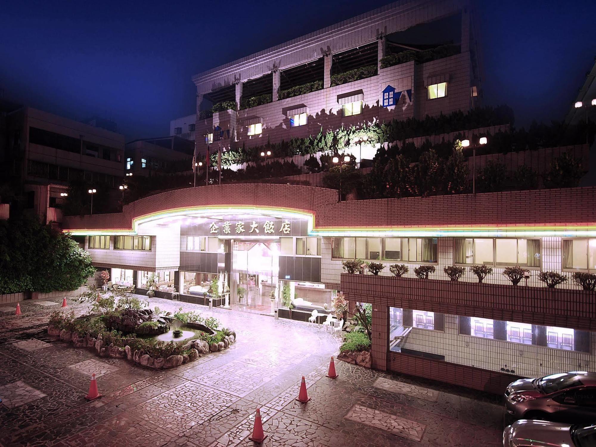 The Enterpriser Hotel Taichung Dış mekan fotoğraf