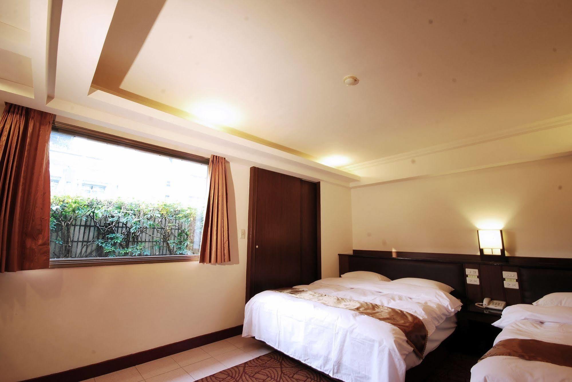 The Enterpriser Hotel Taichung Dış mekan fotoğraf