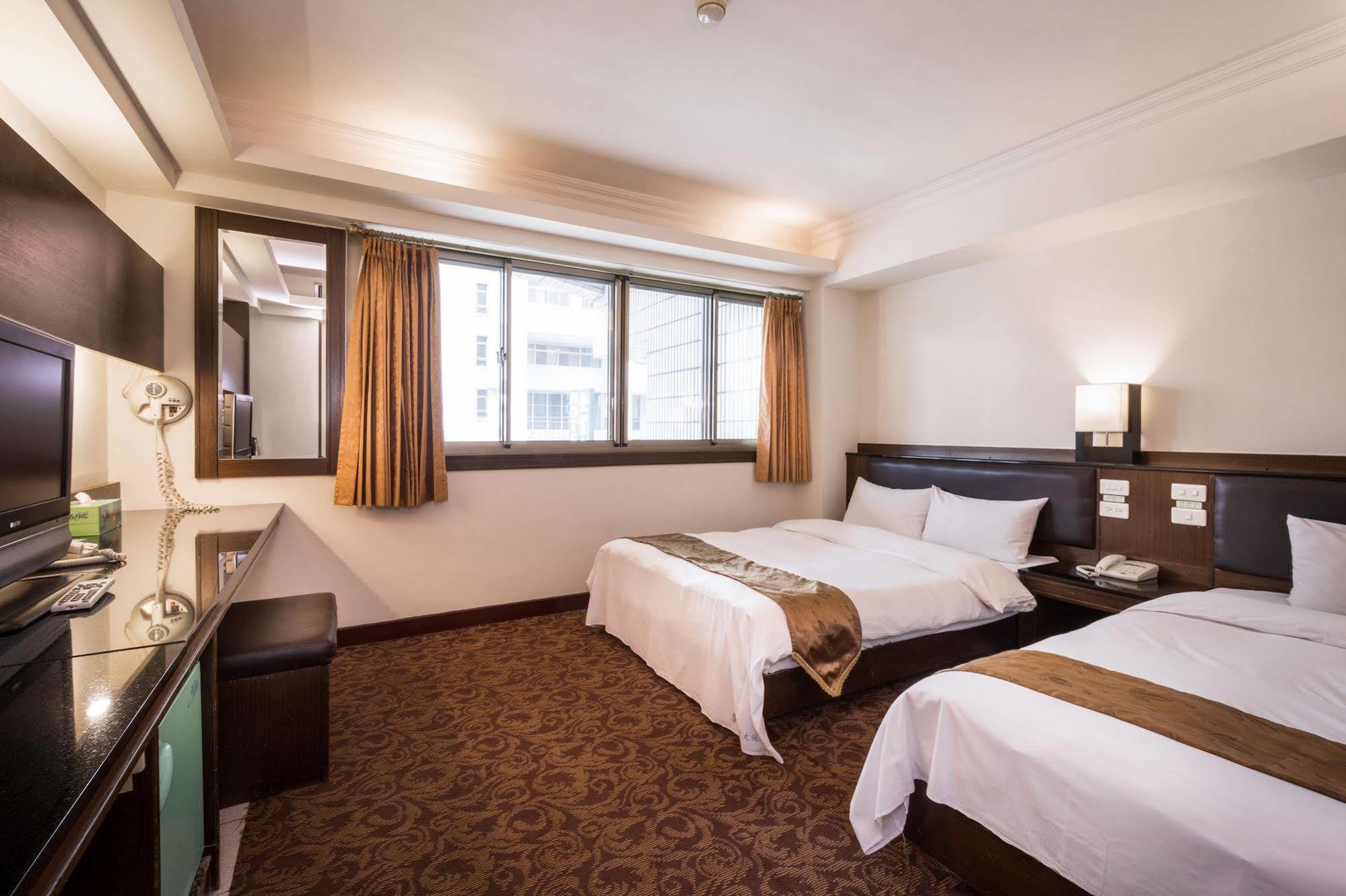 The Enterpriser Hotel Taichung Dış mekan fotoğraf