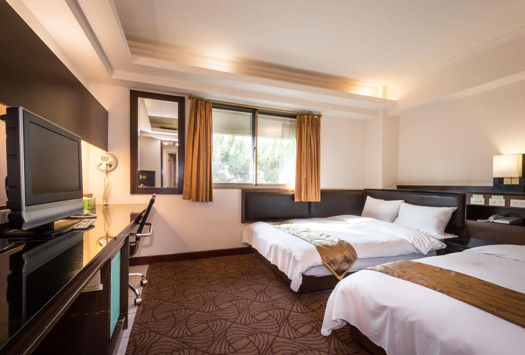 The Enterpriser Hotel Taichung Dış mekan fotoğraf