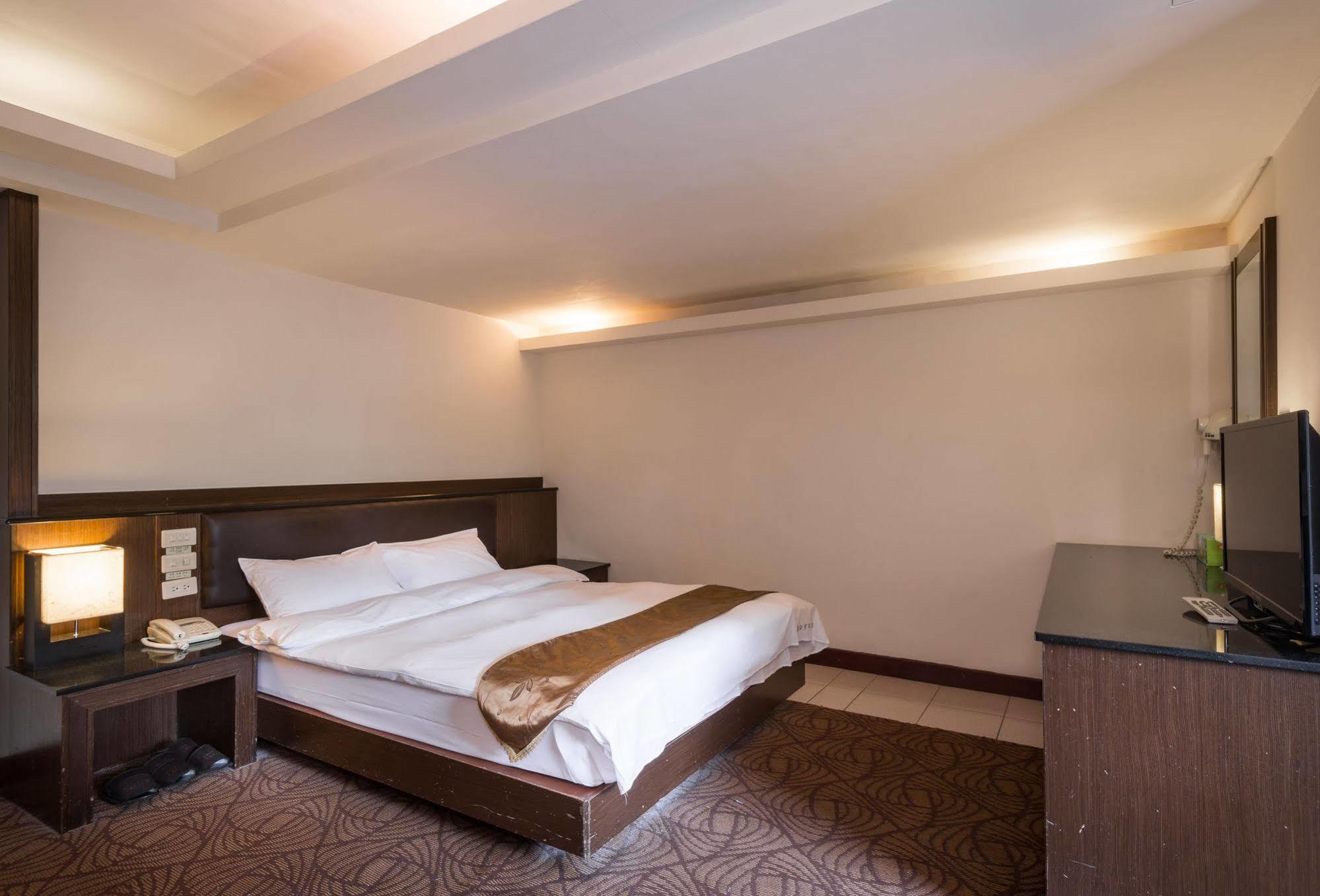 The Enterpriser Hotel Taichung Dış mekan fotoğraf