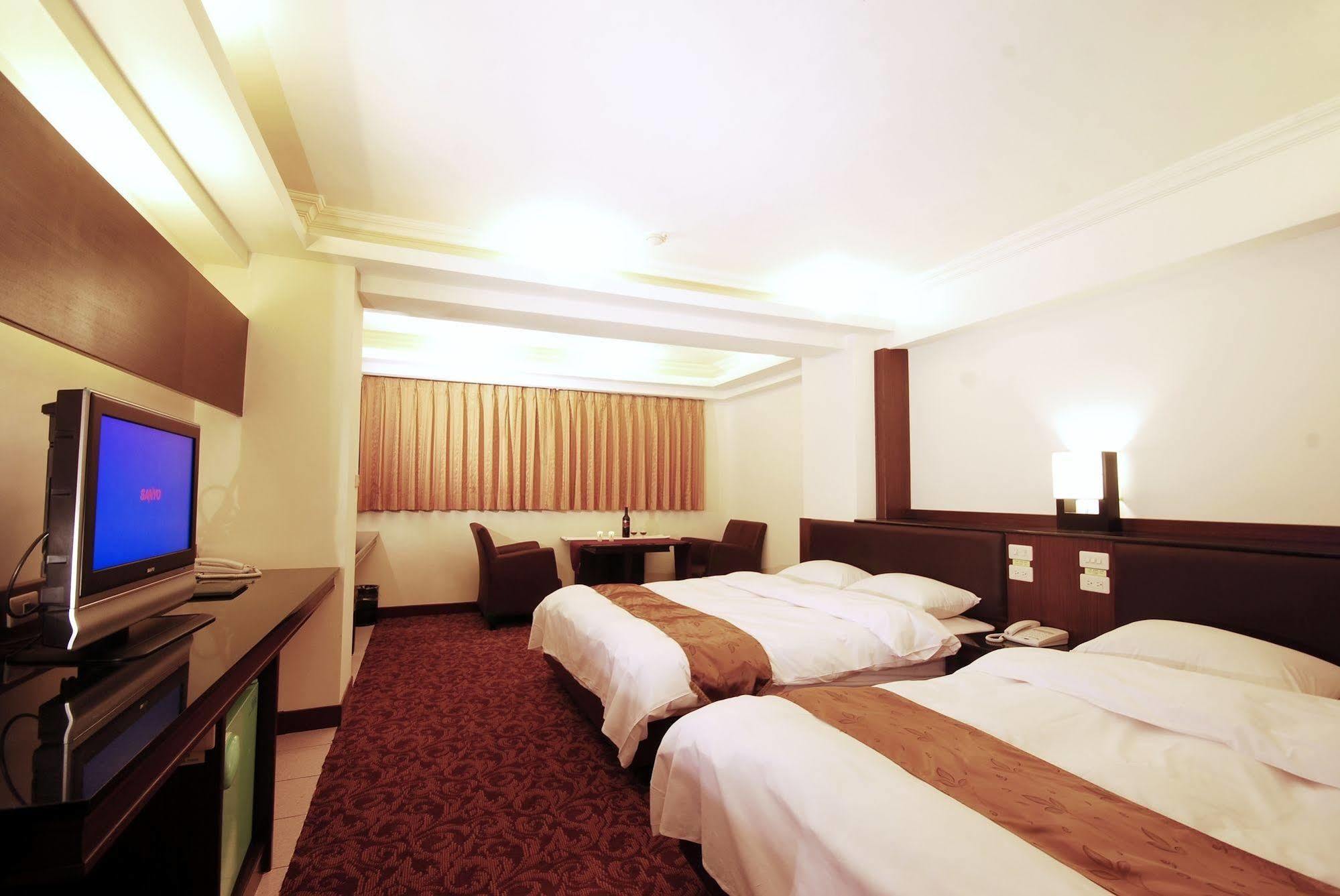 The Enterpriser Hotel Taichung Dış mekan fotoğraf