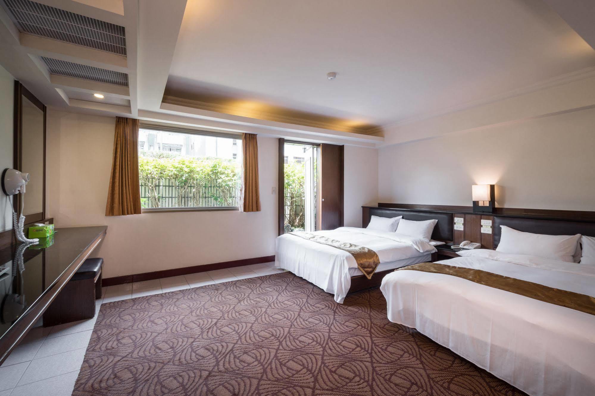 The Enterpriser Hotel Taichung Dış mekan fotoğraf
