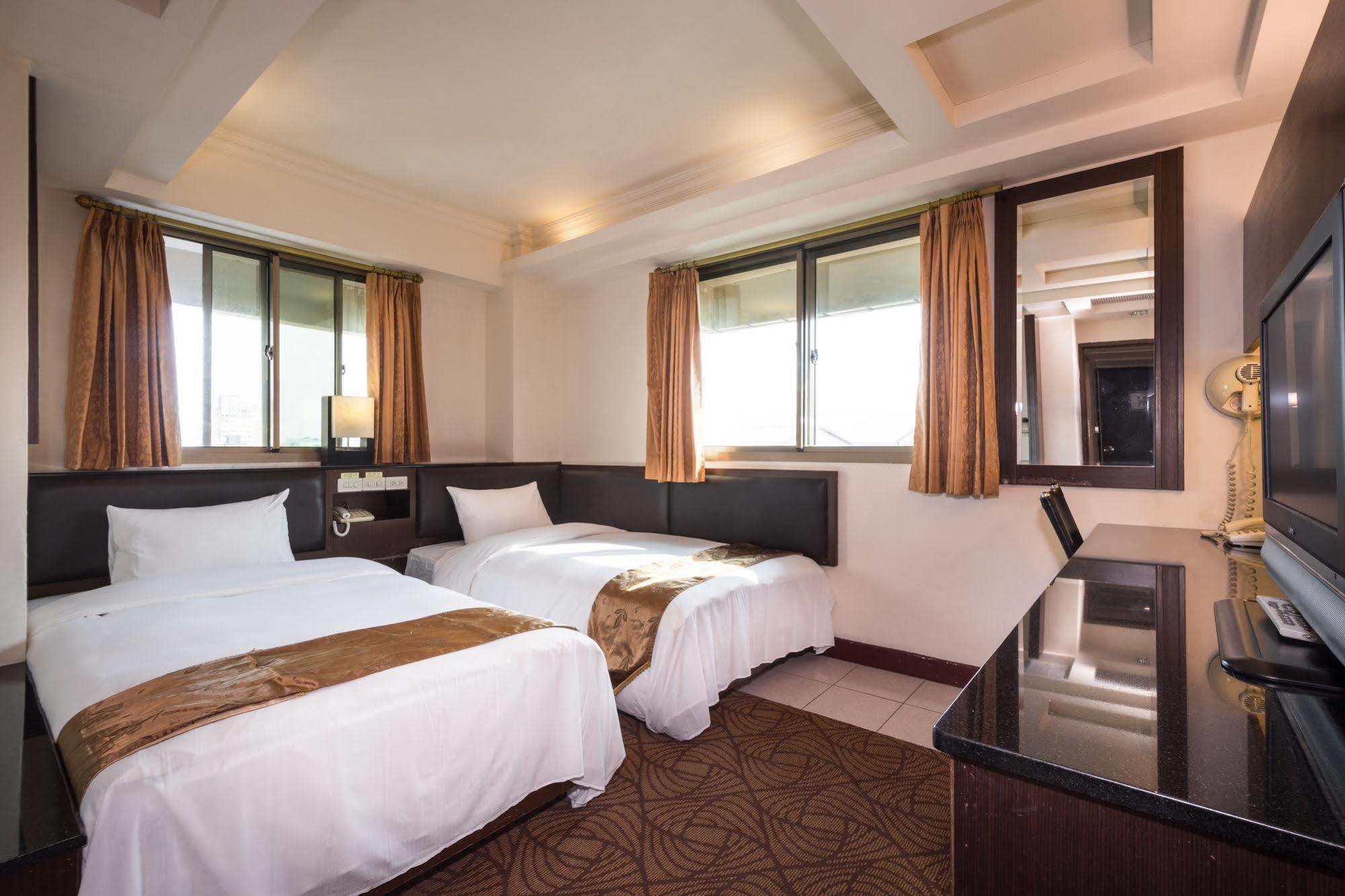 The Enterpriser Hotel Taichung Dış mekan fotoğraf